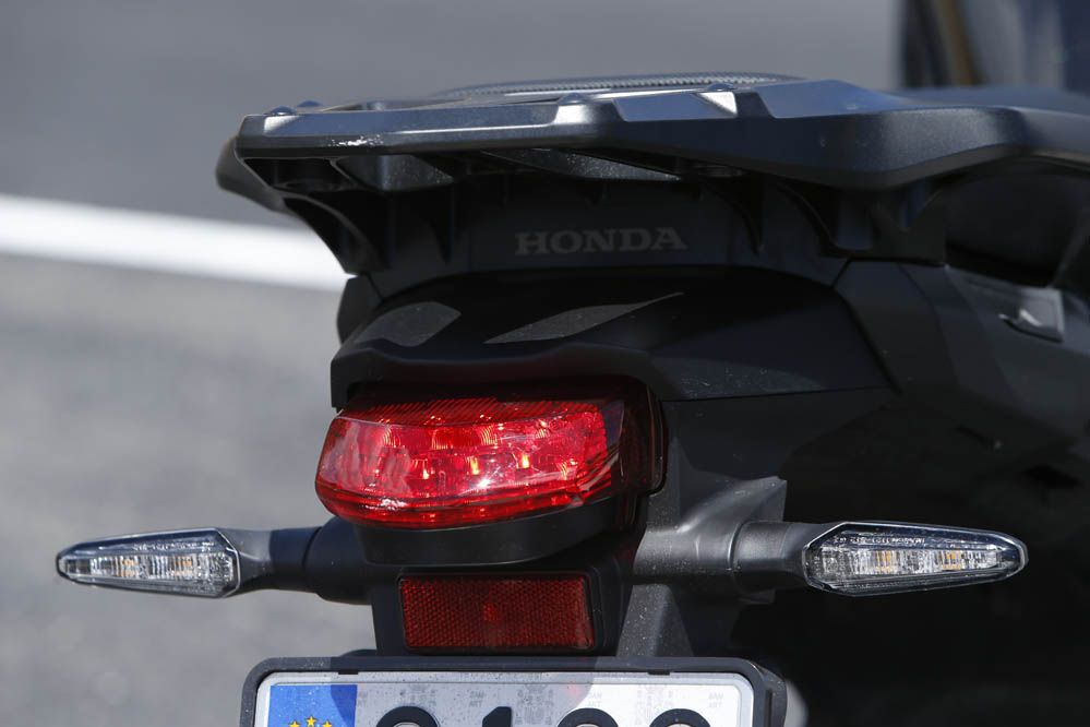Comparativa maxitrail japonesa: Honda, Suzuki  y Yamaha. Fotos