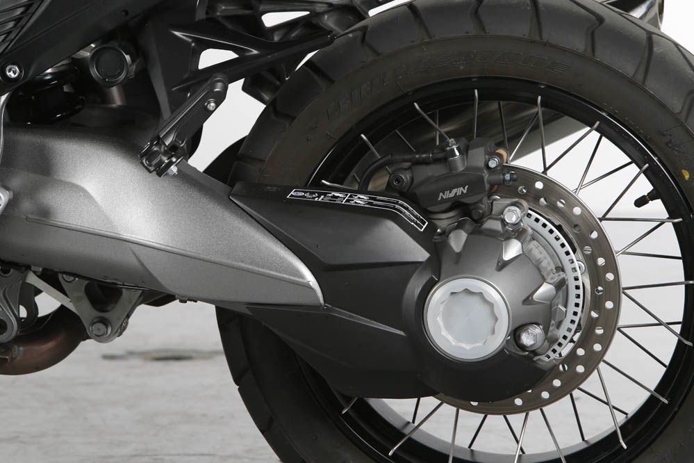 Comparativa maxitrail japonesa: Honda, Suzuki  y Yamaha. Fotos