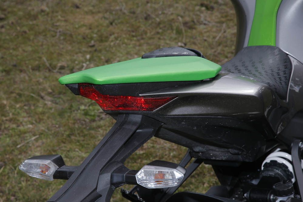 Comparativa Naked 1000: Honda CB1000 ABS vs Kawasaki Z1000 SE ABS. Galería