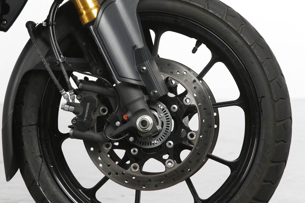 Comparativa maxitrail japonesa: Honda, Suzuki  y Yamaha. Fotos