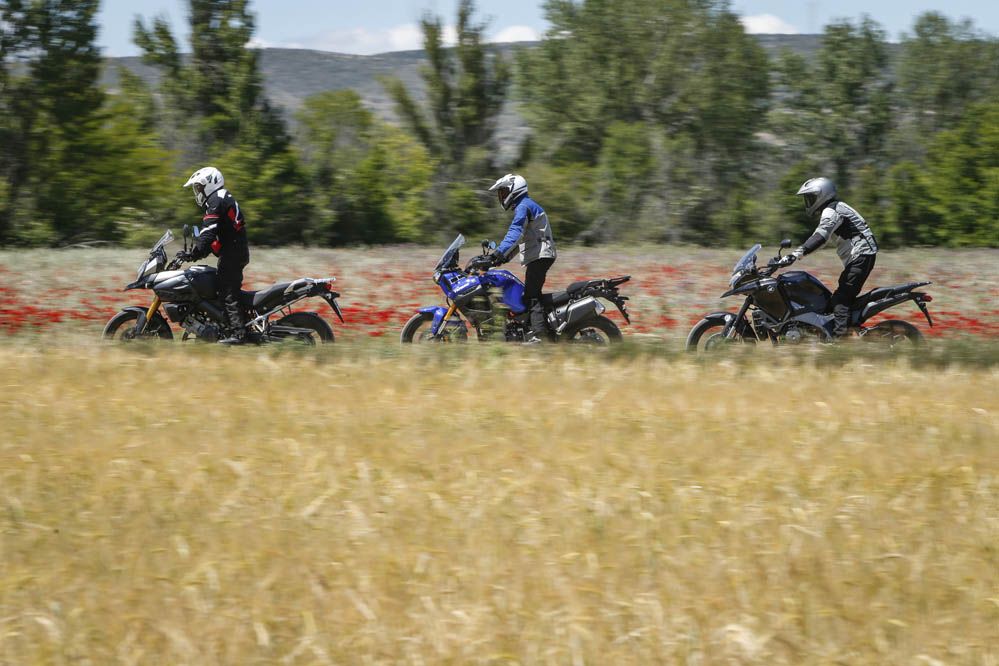 Comparativa maxitrail japonesa: Honda, Suzuki  y Yamaha. Fotos