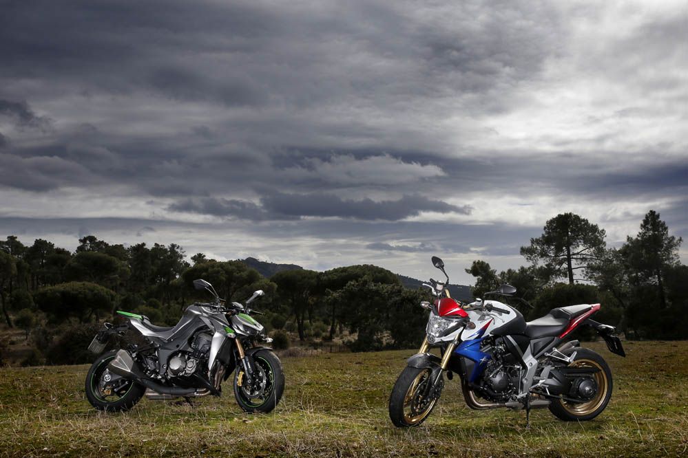 Comparativa Naked 1000: Honda CB1000 ABS vs Kawasaki Z1000 SE ABS. Galería