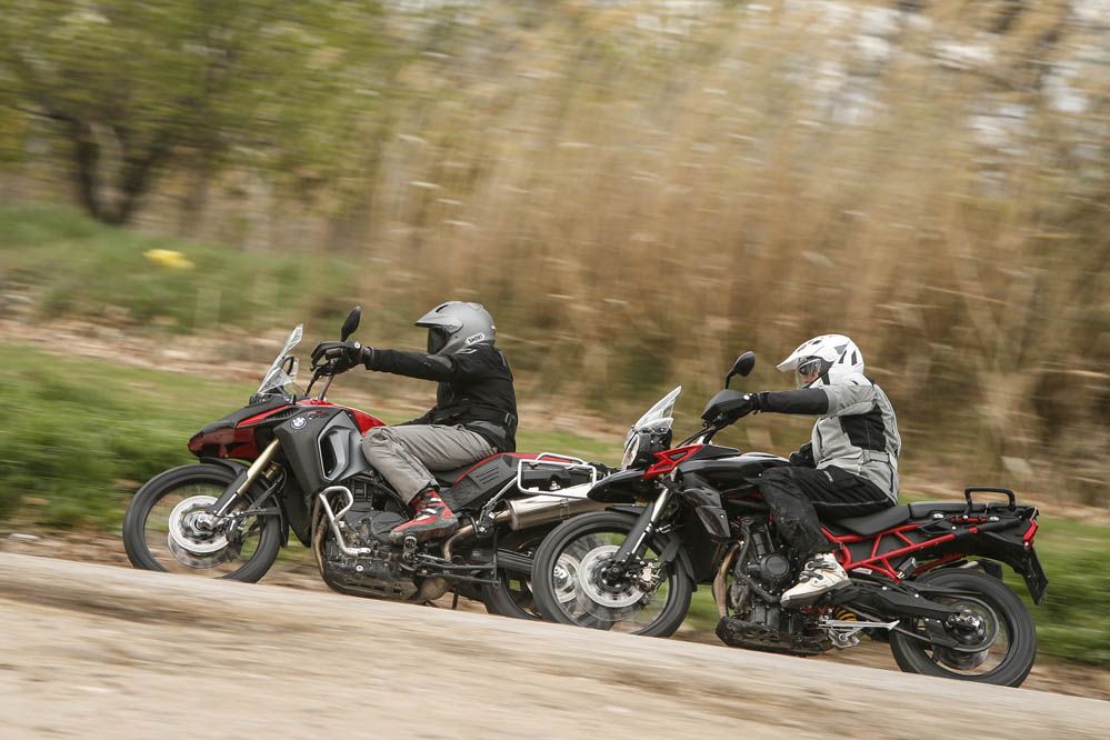 Comparativa trail: BMW F 800 GS Adventure vs Triumph Tiger 800 XC. Galería