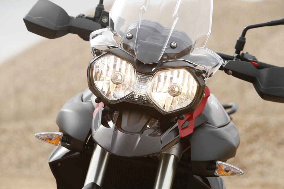 Comparativa trail: BMW F 800 GS Adventure vs Triumph Tiger 800 XC. Galería