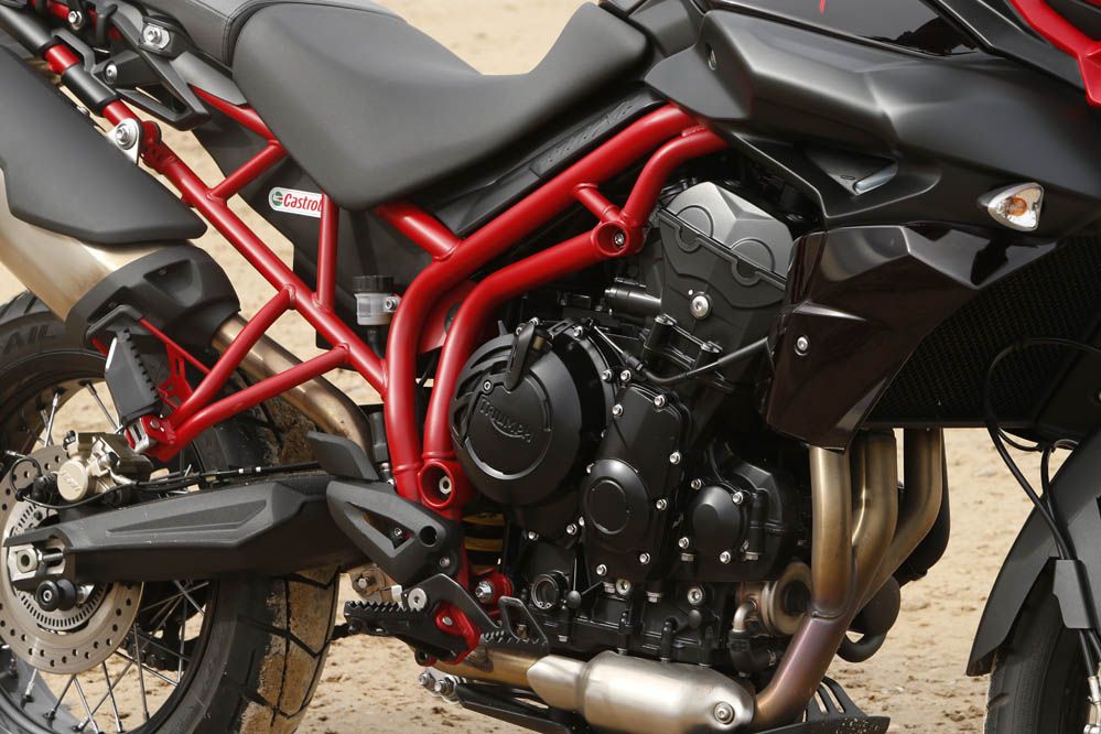 Comparativa trail: BMW F 800 GS Adventure vs Triumph Tiger 800 XC. Galería