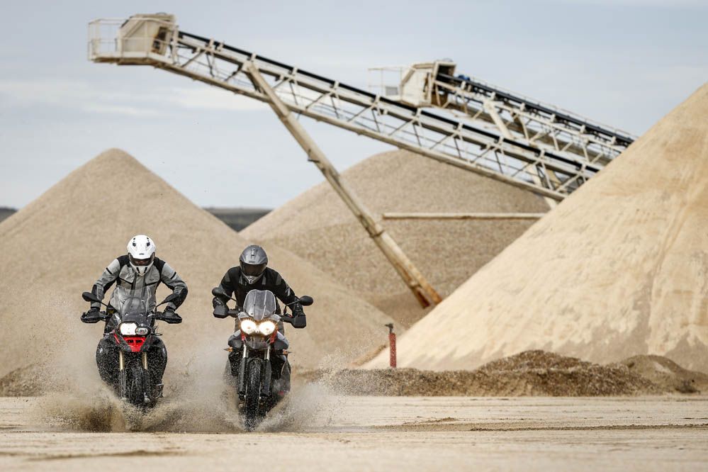 Comparativa trail: BMW F 800 GS Adventure vs Triumph Tiger 800 XC. Galería