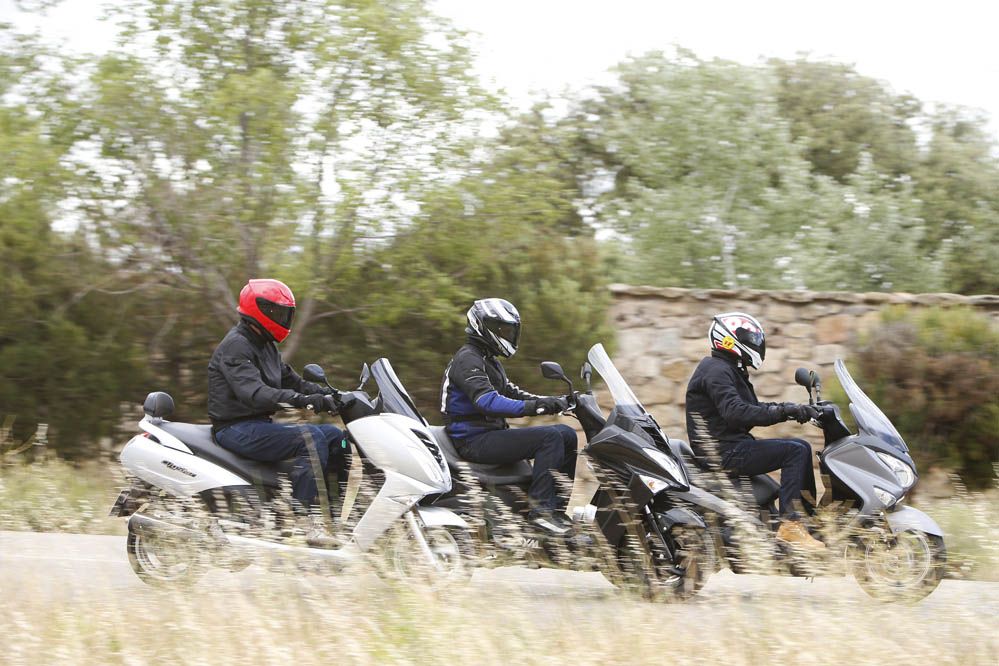 Comparativa scooter 200: Peugeot, SYM y Suzuki. Galería