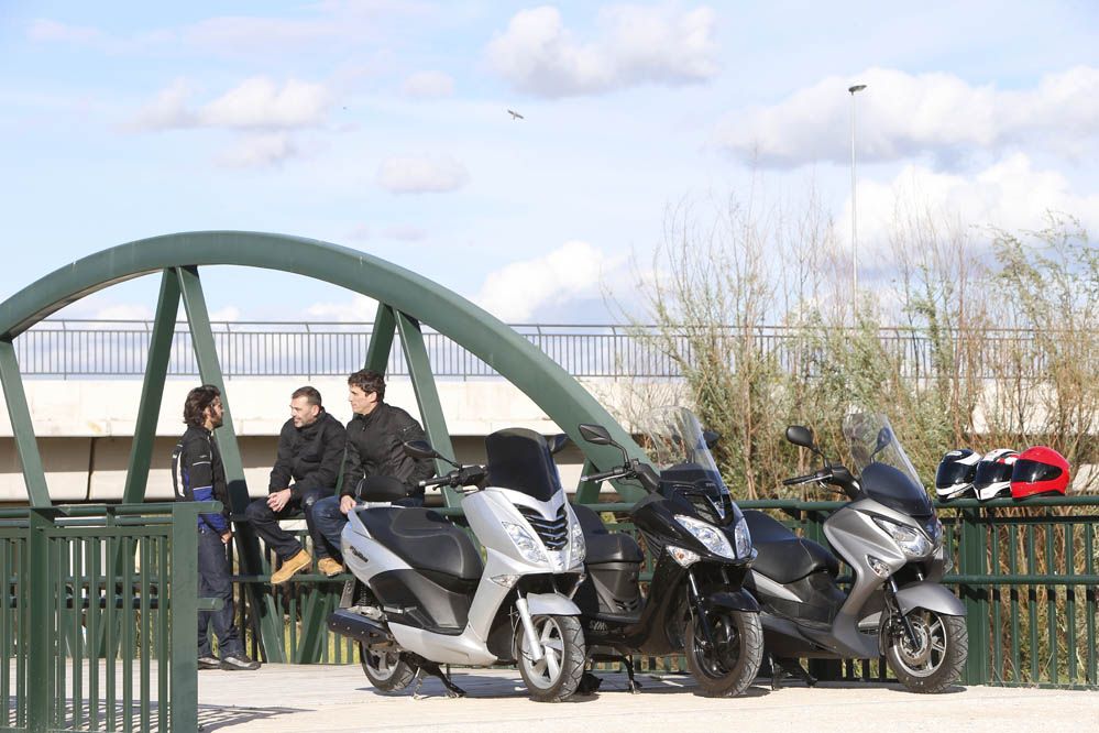Comparativa scooter 200: Peugeot, SYM y Suzuki. Galería
