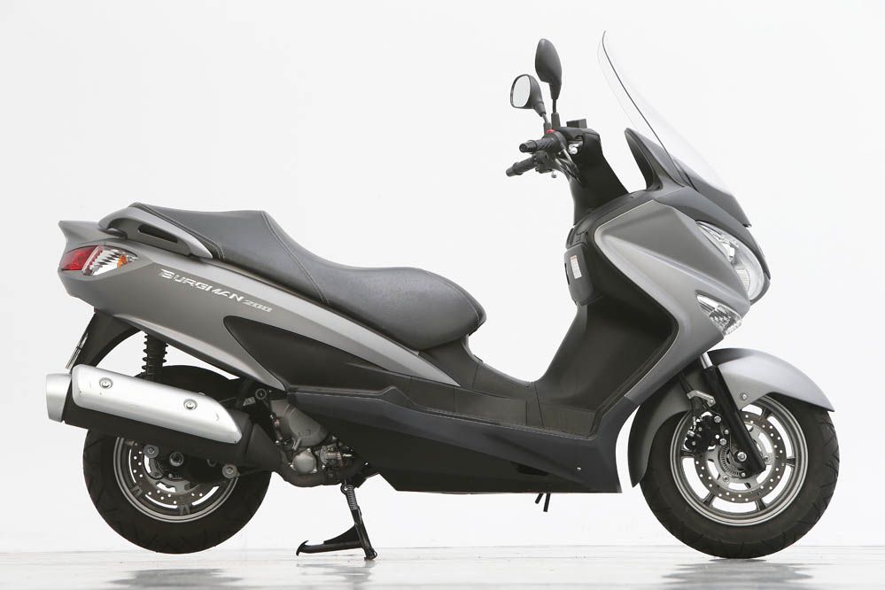 Comparativa scooter 200: Peugeot, SYM y Suzuki. Galería