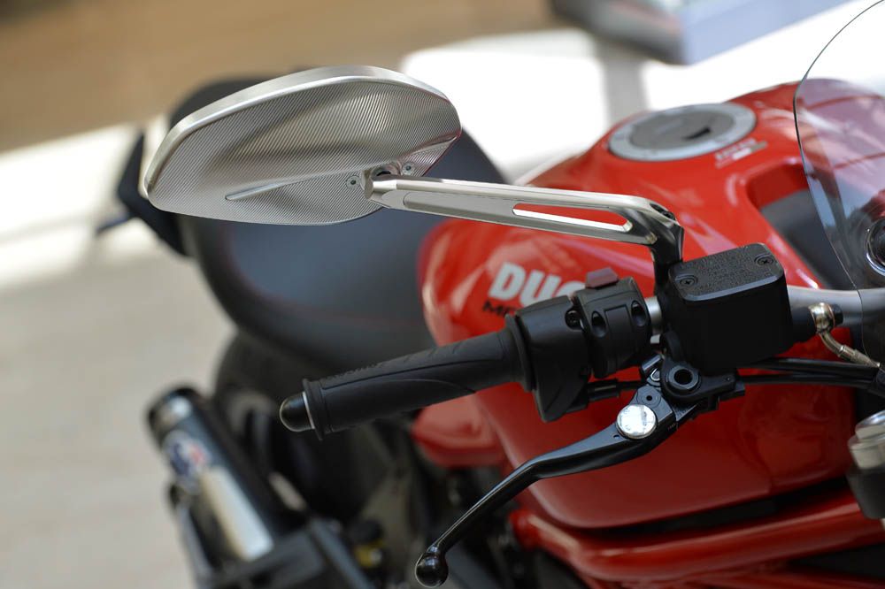 Ducati Monster 821. Fotos