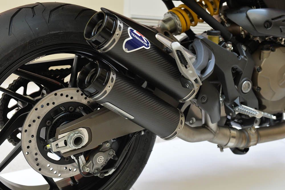 Ducati Monster 821. Fotos