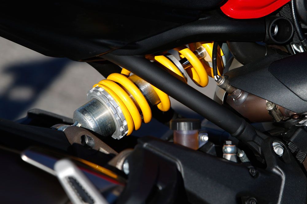 Ducati Monster 821. Fotos