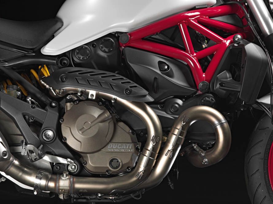 Ducati Monster 821. Fotos