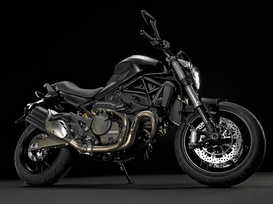 Ducati Monster 821. Fotos