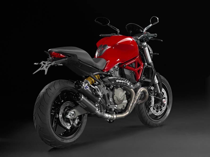 Ducati Monster 821. Fotos