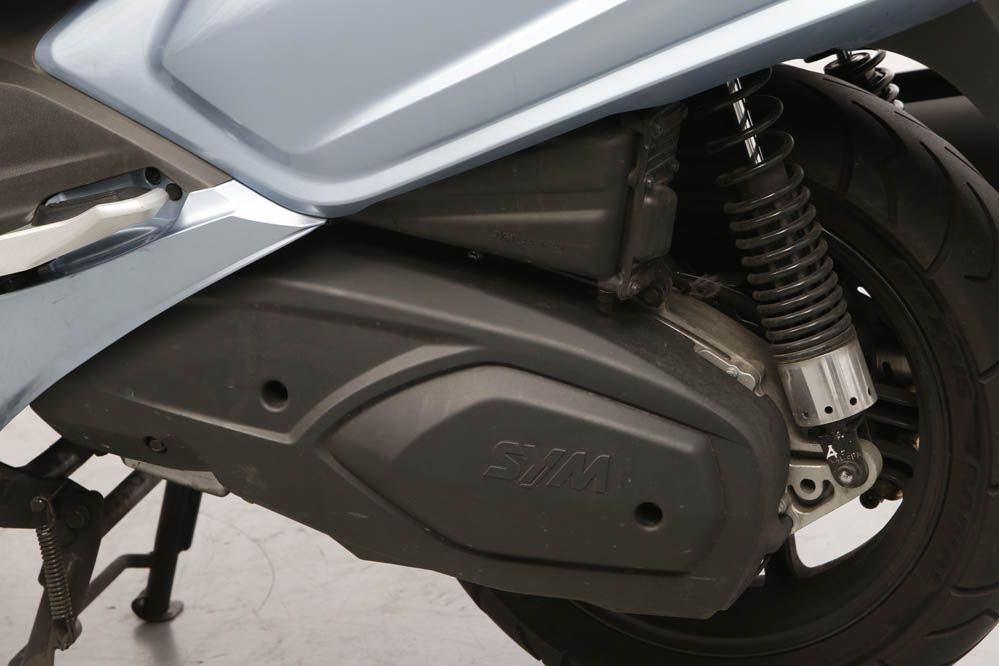 Comparativa scooter 400: Suzuki, SYM y Yamaha. Galería