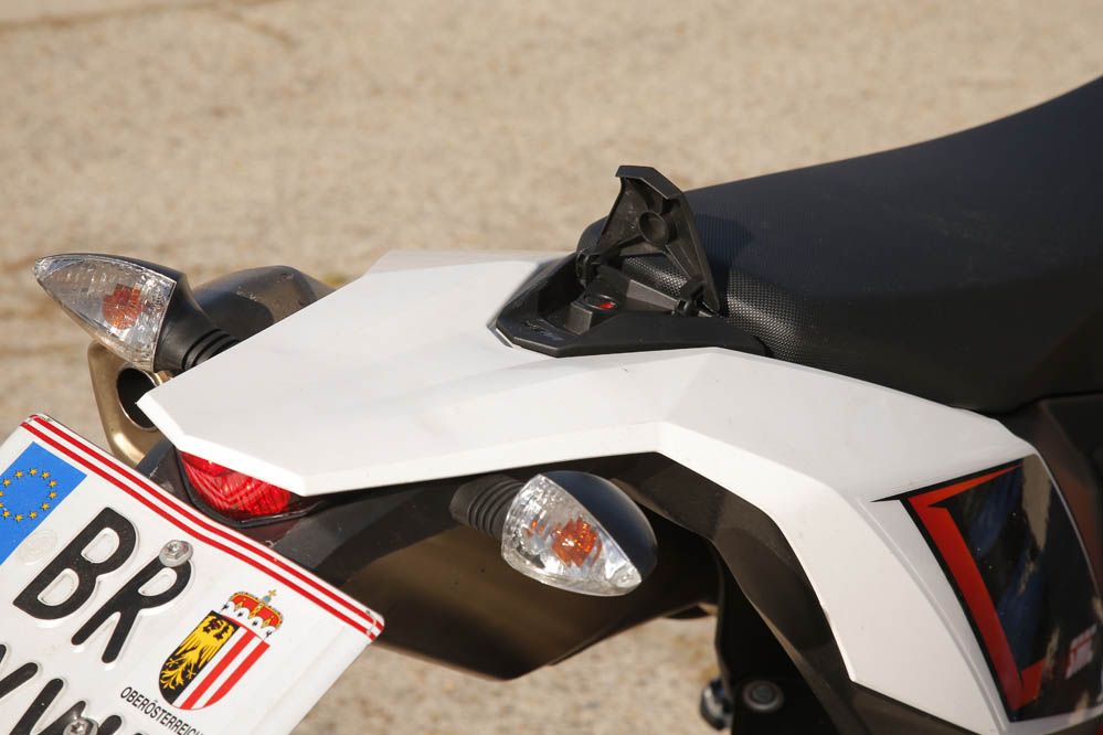 Prueba de la KTM 690 SMC R. Galería