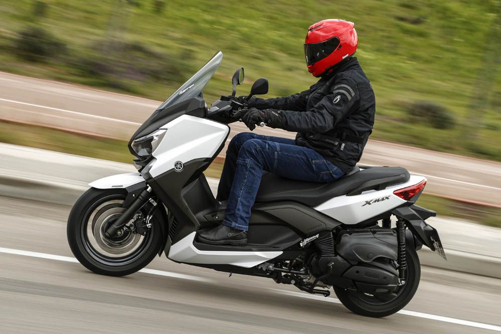 Comparativa scooter 400: Suzuki, SYM y Yamaha. Galería