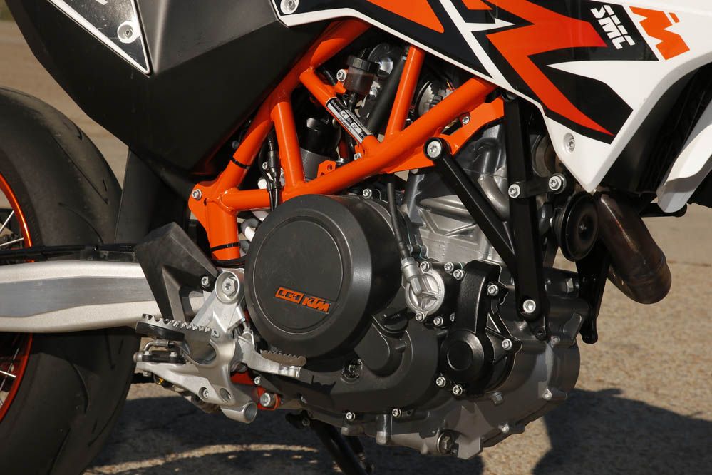 Prueba de la KTM 690 SMC R. Galería