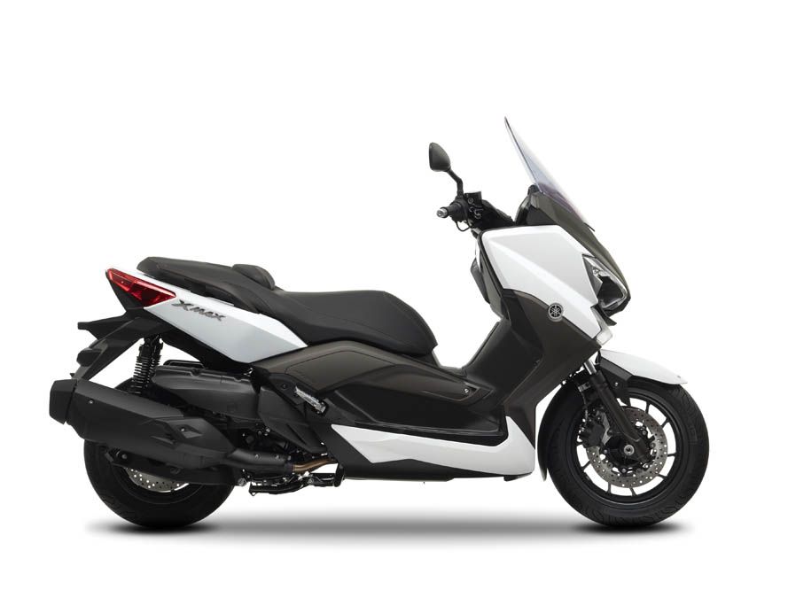 Comparativa scooter 400: Suzuki, SYM y Yamaha. Galería
