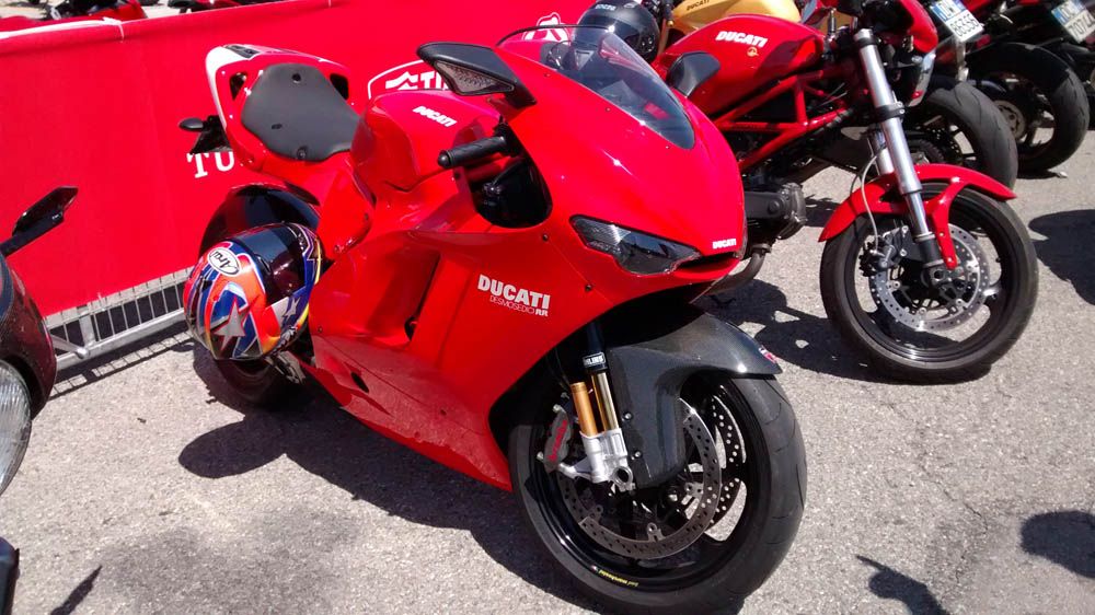 Fotos del World Ducati Week 2014
