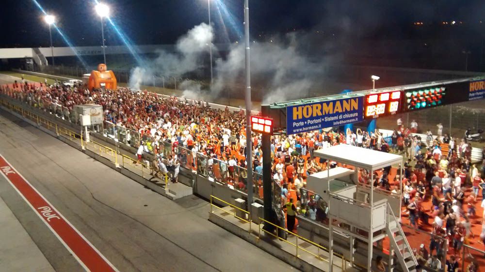Fotos del World Ducati Week 2014