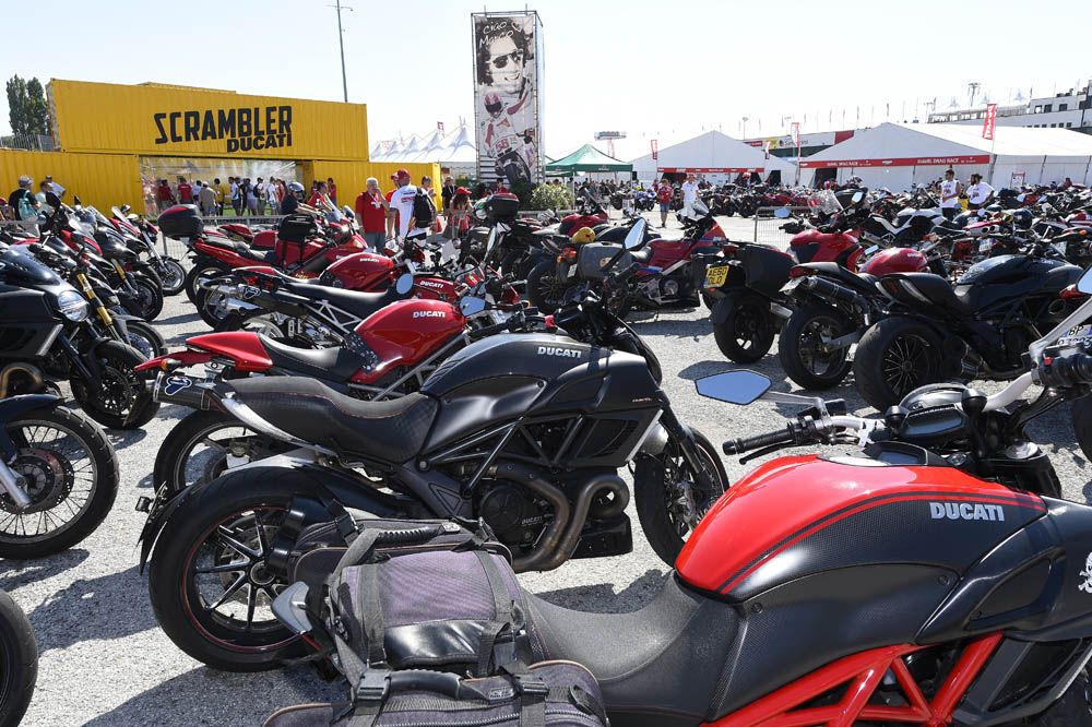 Fotos del World Ducati Week 2014