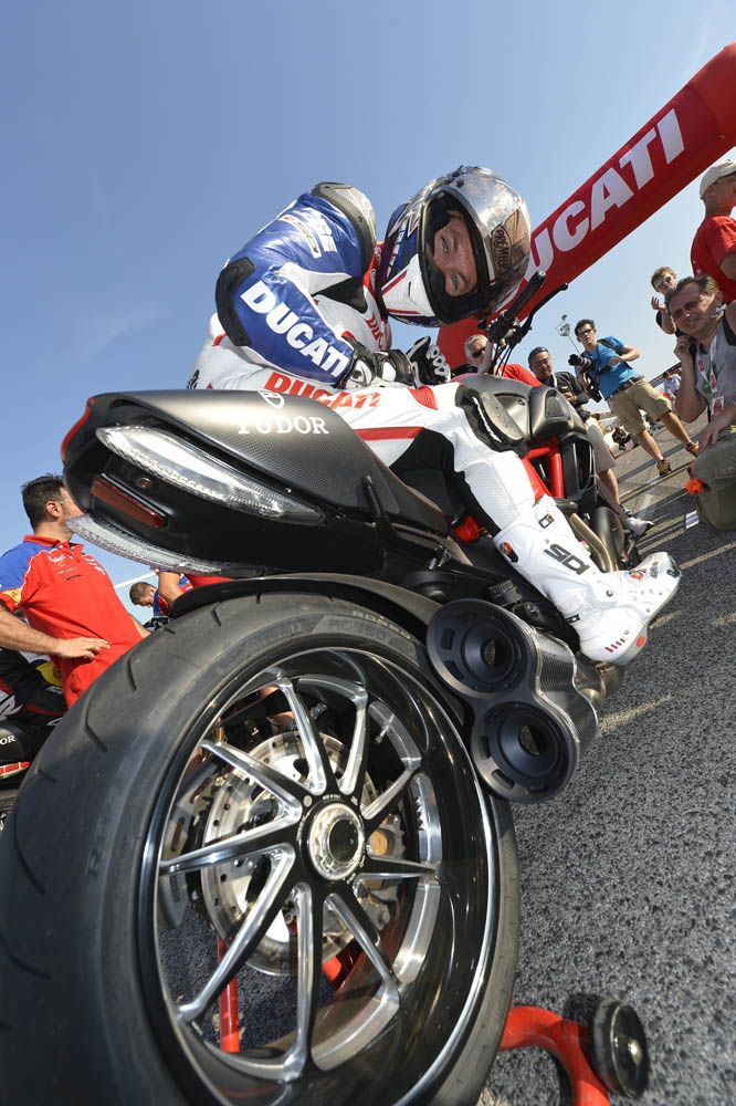 Fotos del World Ducati Week 2014