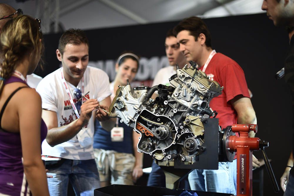 Fotos del World Ducati Week 2014