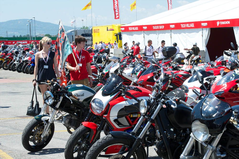 Fotos del World Ducati Week 2014