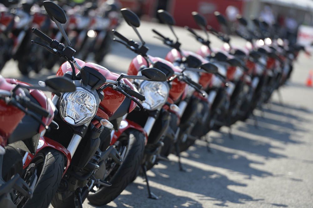 Fotos del World Ducati Week 2014