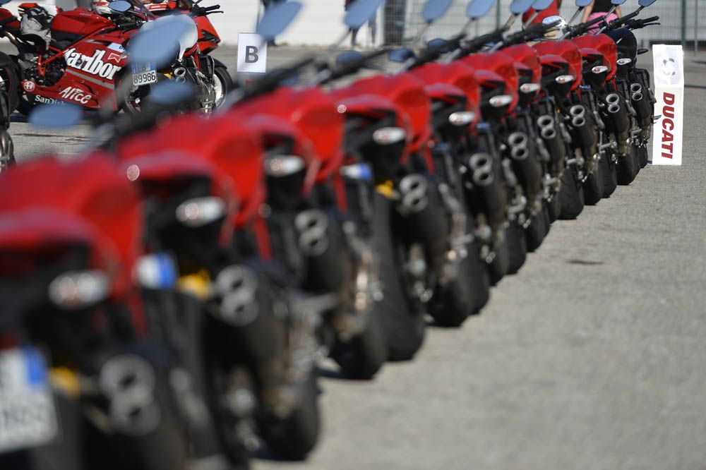 Fotos del World Ducati Week 2014