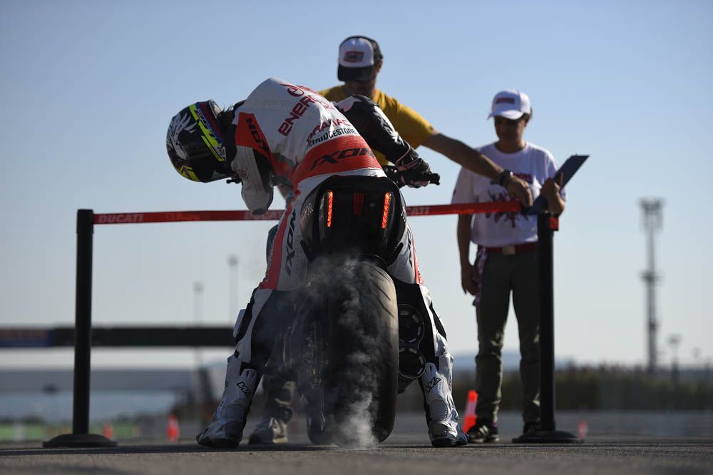 Fotos del World Ducati Week 2014