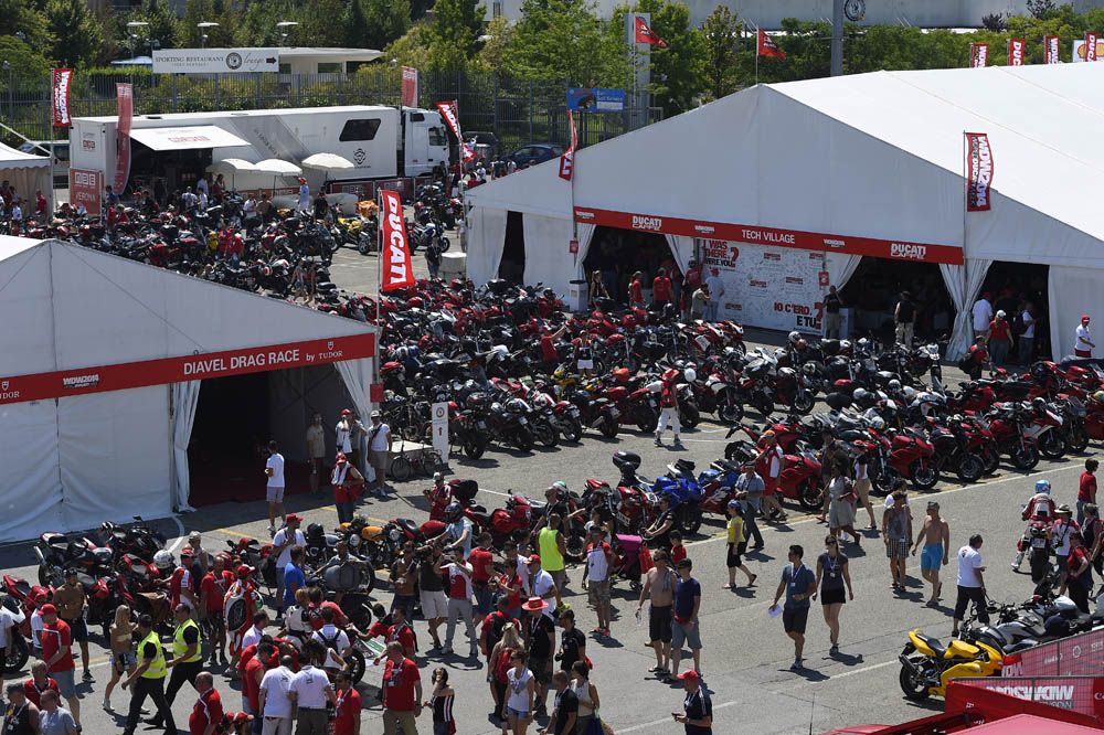 Fotos del World Ducati Week 2014