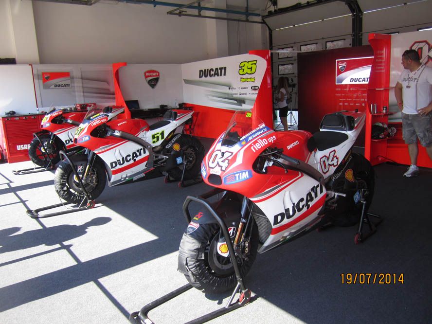 Fotos del World Ducati Week 2014