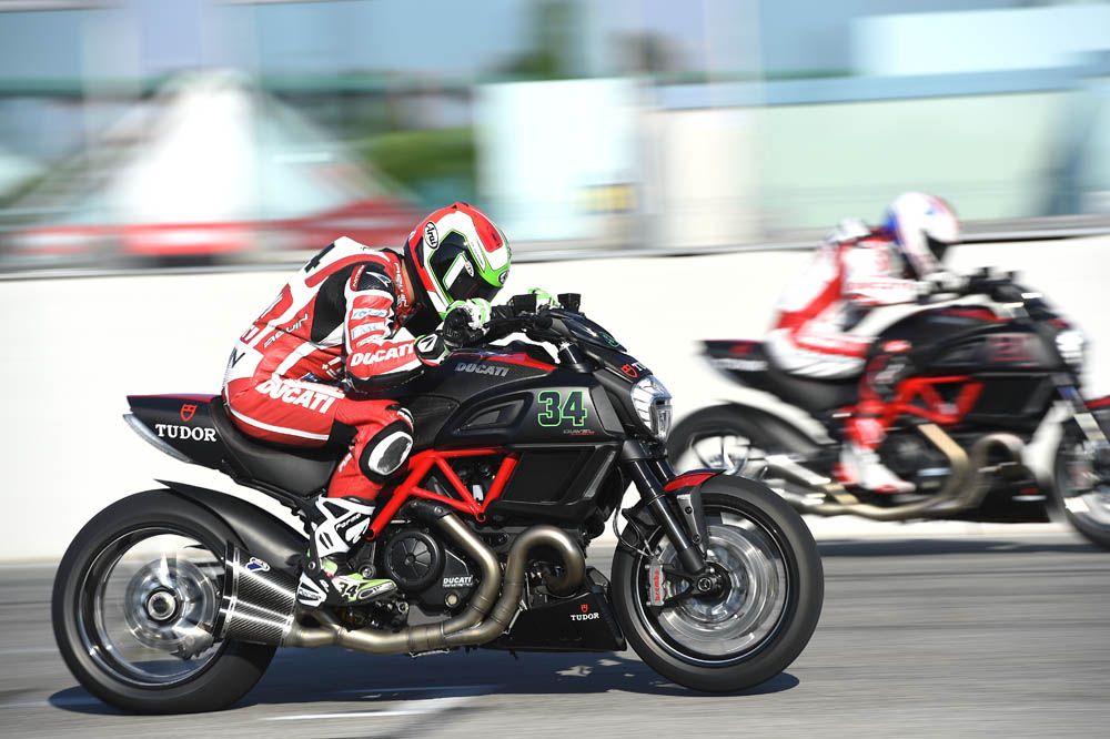 Fotos del World Ducati Week 2014