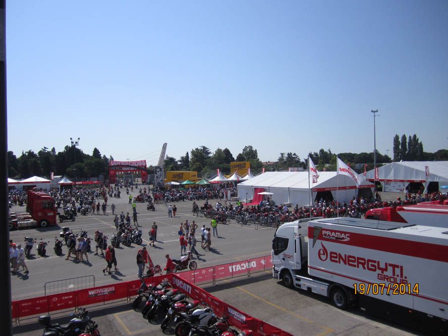 Fotos del World Ducati Week 2014