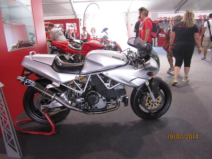 Fotos del World Ducati Week 2014