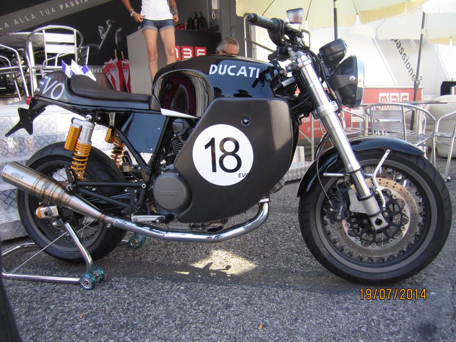 Fotos del World Ducati Week 2014