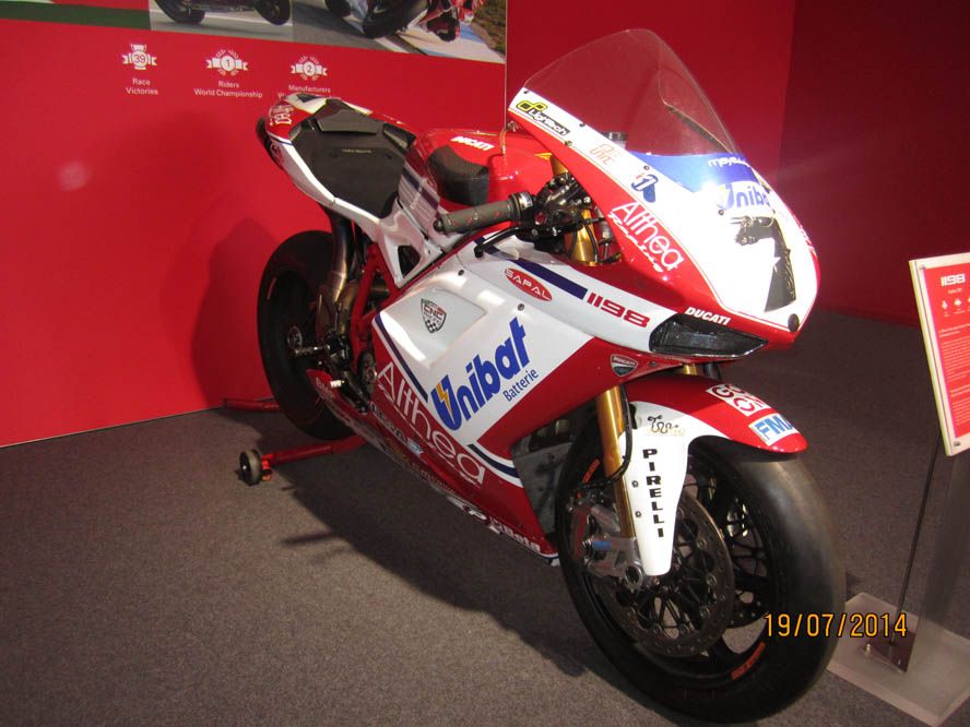 Fotos del World Ducati Week 2014
