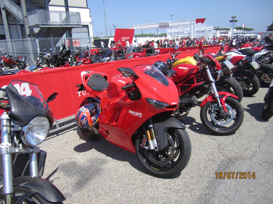 Fotos del World Ducati Week 2014