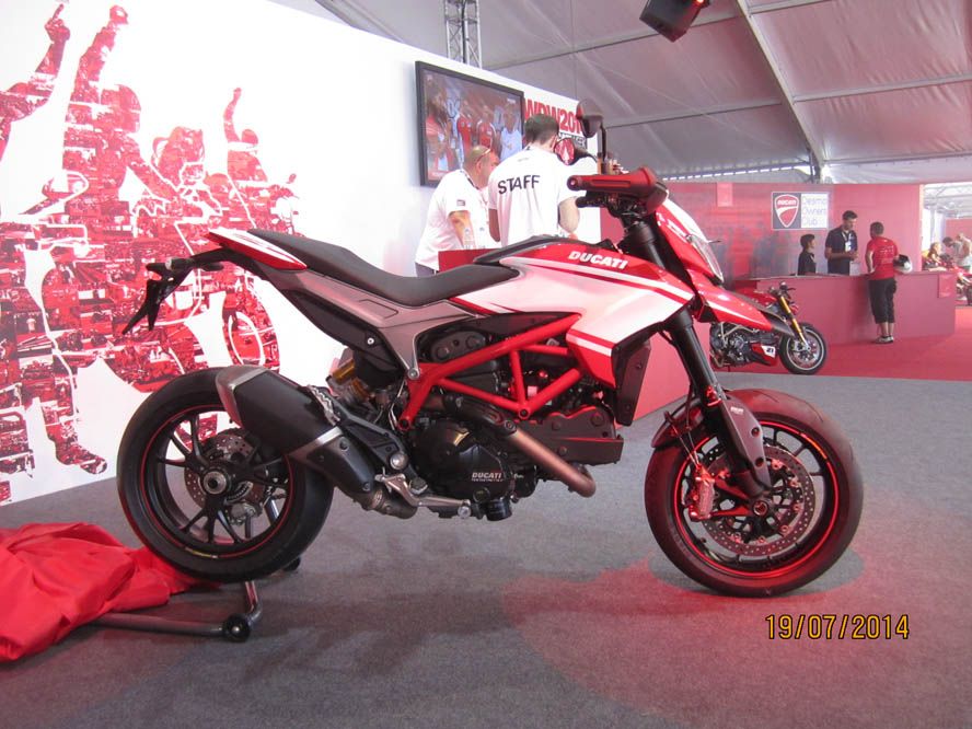 Fotos del World Ducati Week 2014