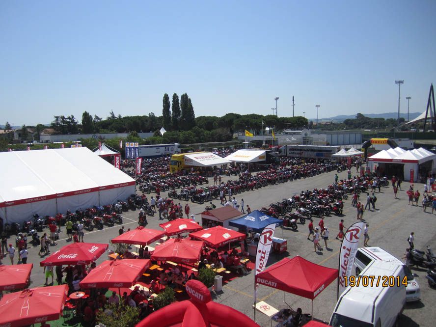 Fotos del World Ducati Week 2014