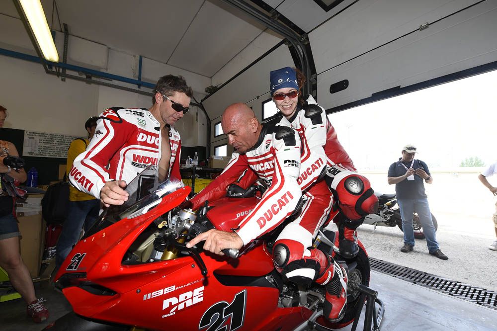 Fotos del World Ducati Week 2014