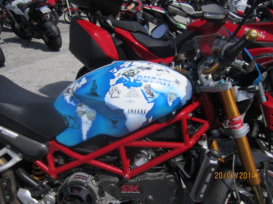 Fotos del World Ducati Week 2014