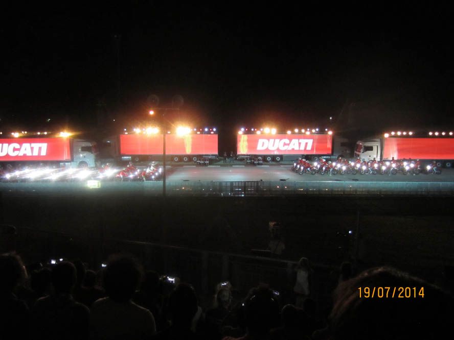Fotos del World Ducati Week 2014