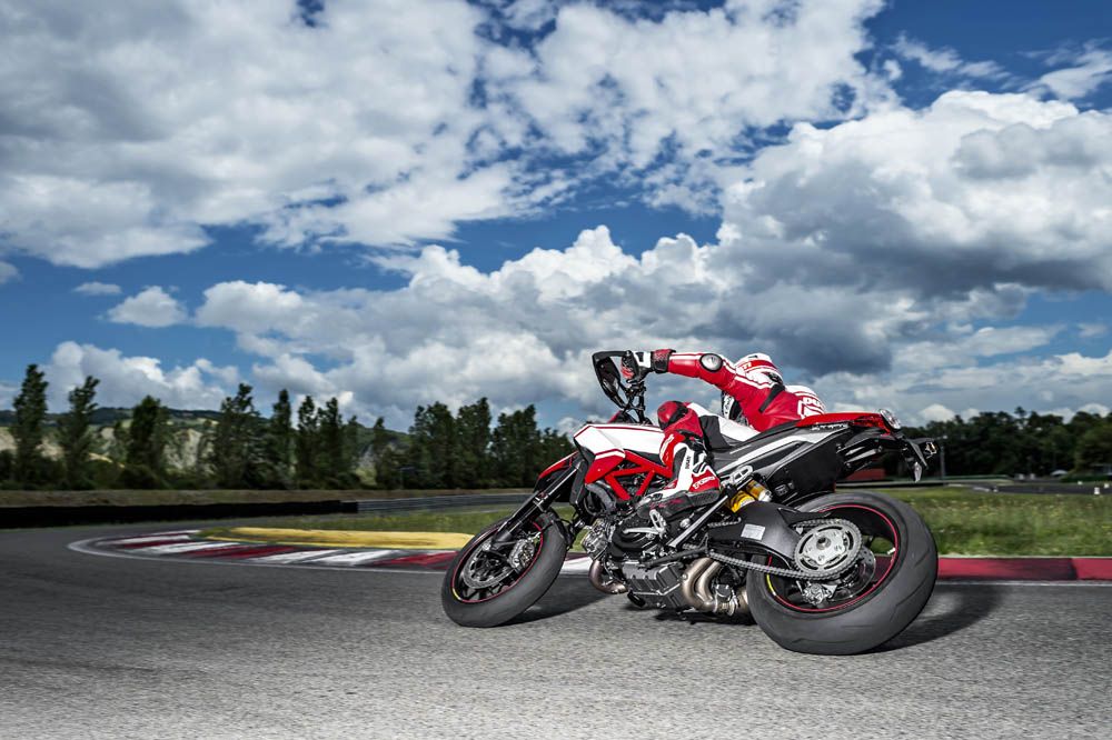 Ducati Hypermotard SP 2015. Fotos