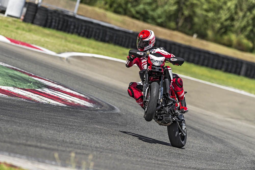 Ducati Hypermotard SP 2015. Fotos