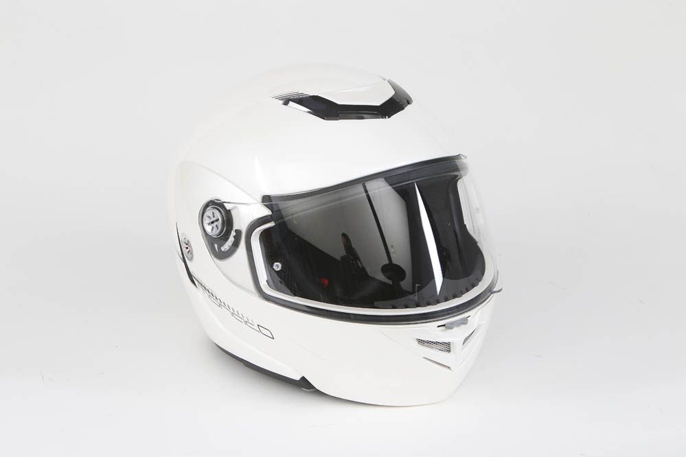 Informe: cascos abatibles