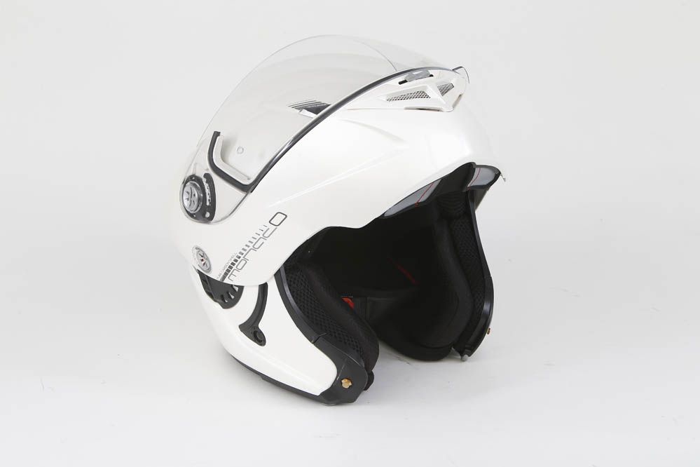 Informe: cascos abatibles